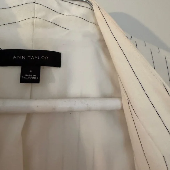 Ann Taylor Cream Pinstripe Blazer and Trousers Set - Picture 4 of 6